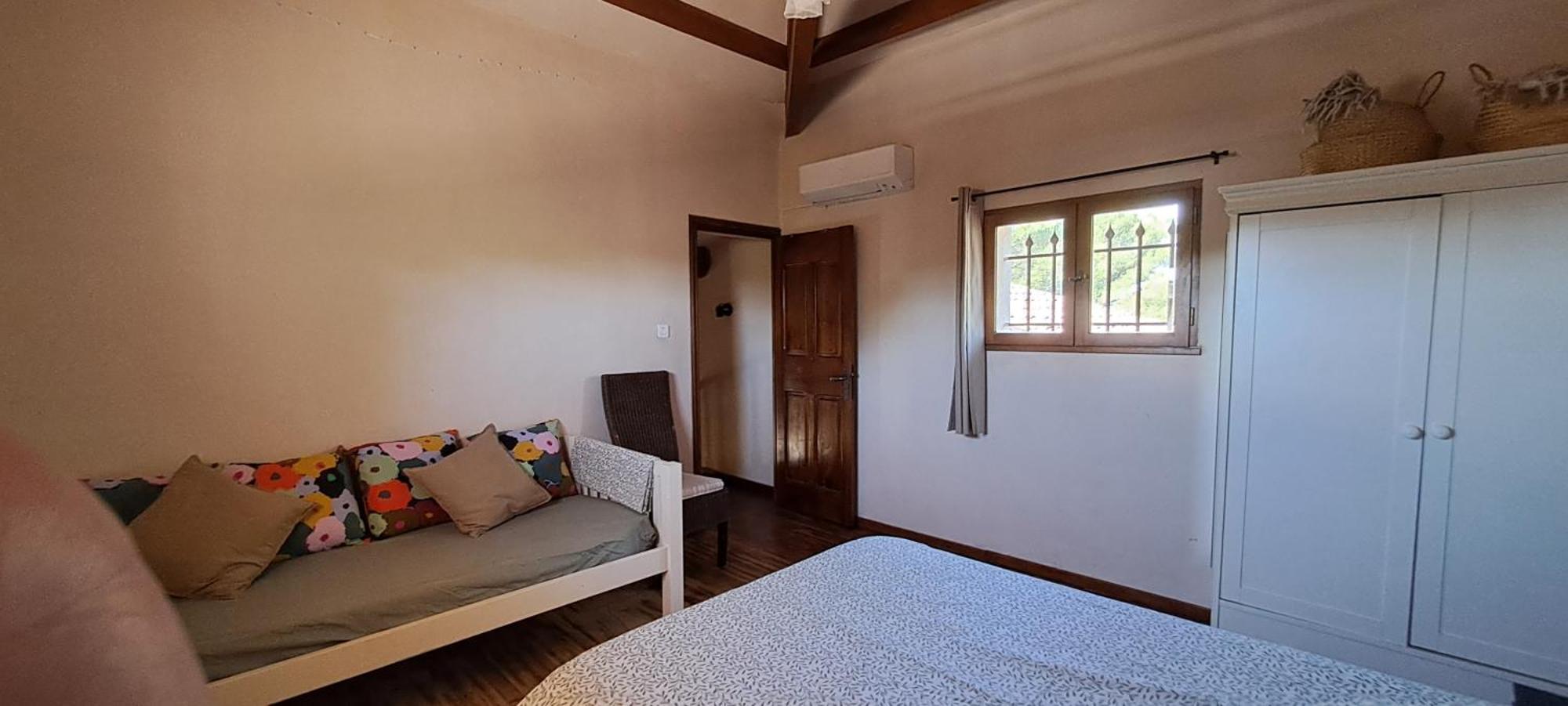 La Ribasse En Provence Apartment Venelles Bagian luar foto